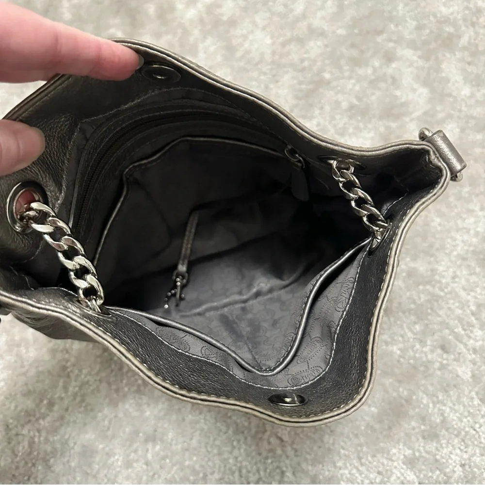 Michael Kors E-1212 Bucket Tote Metallic Silver Purse Crossbody 2 Way Purse GUC